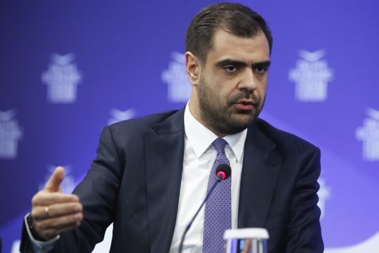 Απάντηση Μαρινάκη στις αιχμές Παυλόπουλου για τις υποκλοπές: «Οι δικαστές αποφασίζουν όπως εκείνοι κρίνουν»